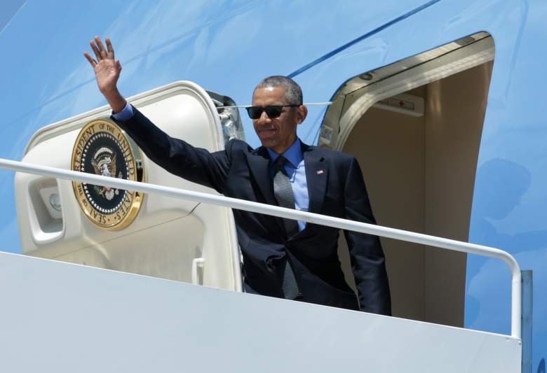 Barack Obama, Barack Obama sunglasses, Obama Air Force One