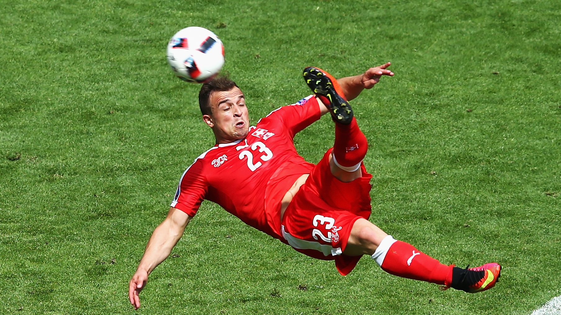 WATCH: Switzerland’s Shaqiri Scores Goal On Bicycle Kick | Heavy.com