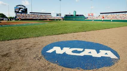NCAA Super Regionals 2016: Bracket, Schedule & TV Coverage