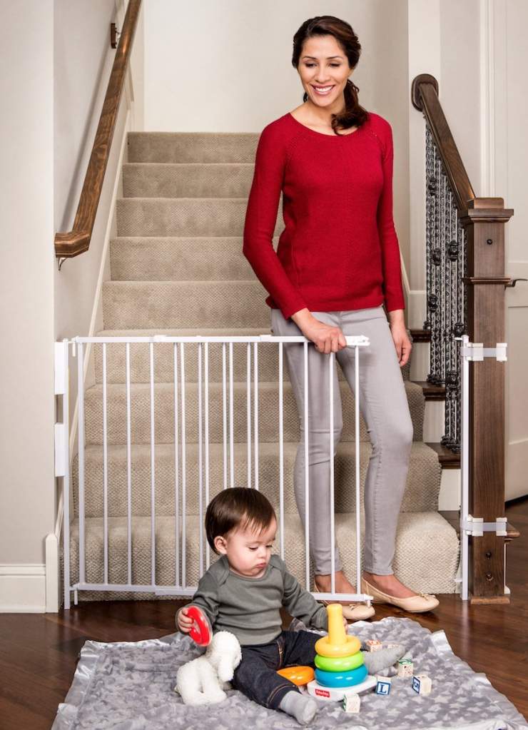 regalo extra tall baby gate, best stairs baby gate