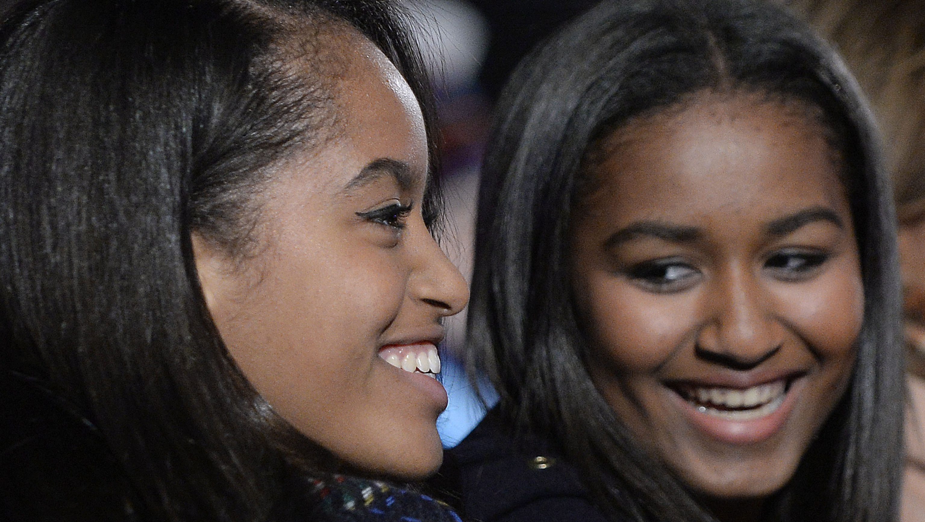 Malia & Sasha Obama, Barack's Daughters: 5 Fast Facts