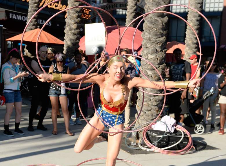 Wonder Woman cosplay, sexy cosplay, SDCC sexiest cosplay, SDCC cosplay