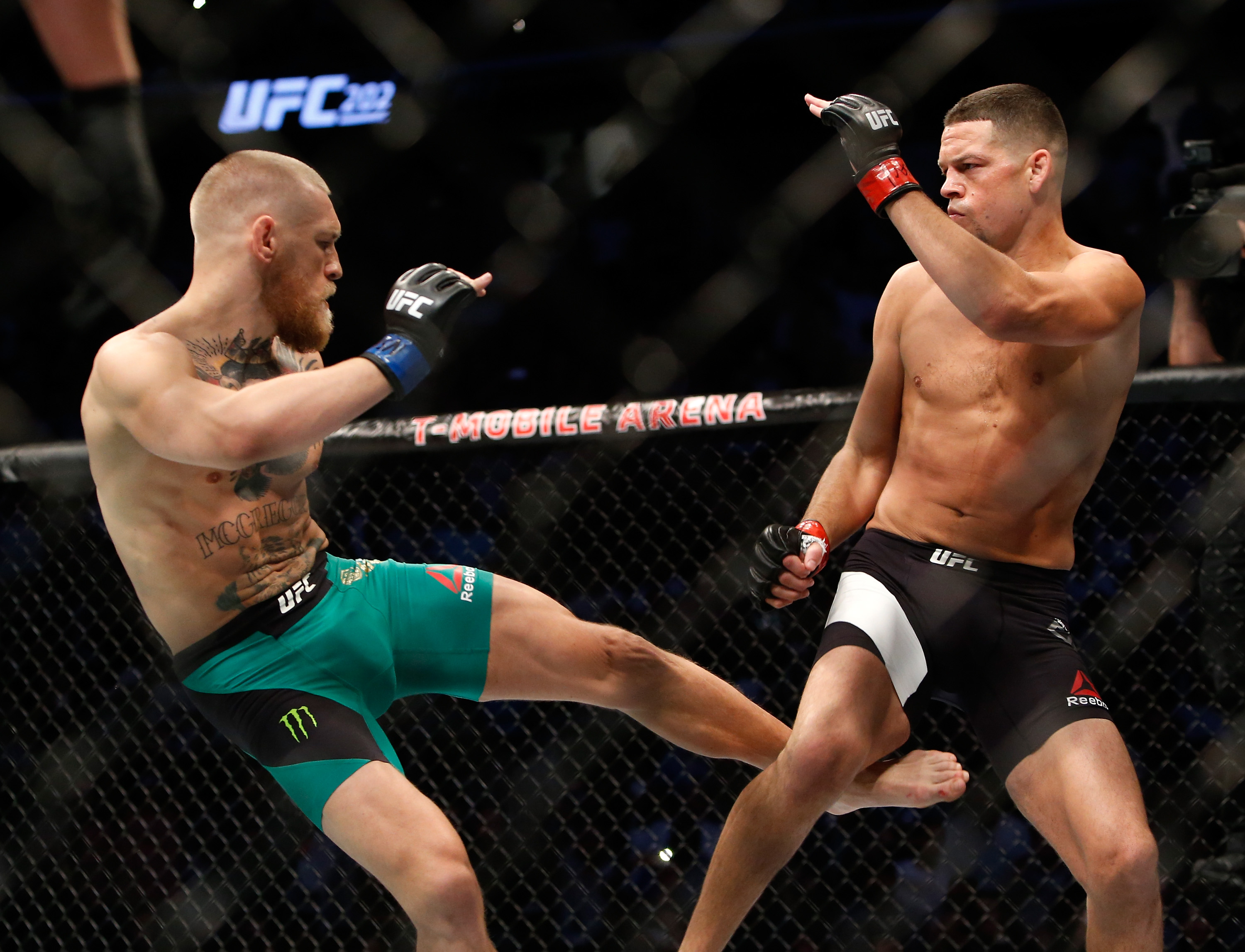 Who Won The McGregor Vs. Diaz 2 Fight At UFC 202? | Heavy.com