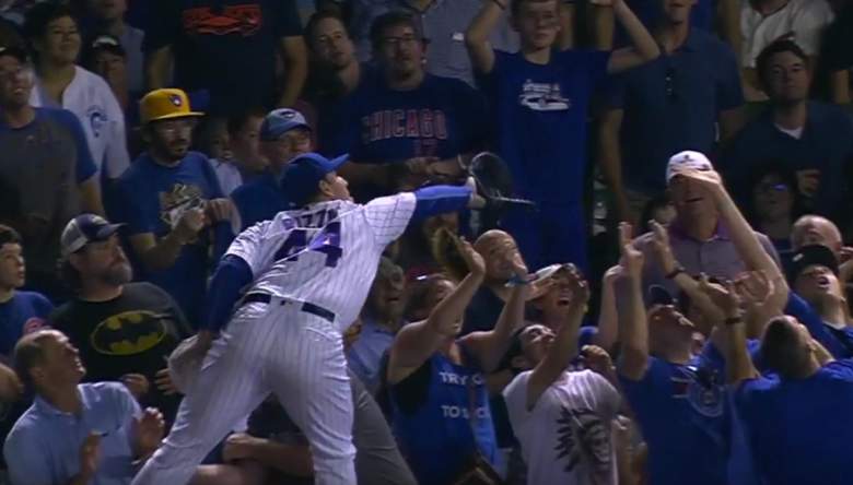 anthony rizzo, cubs, ledge, foul ball, catch, brewers, amazing
