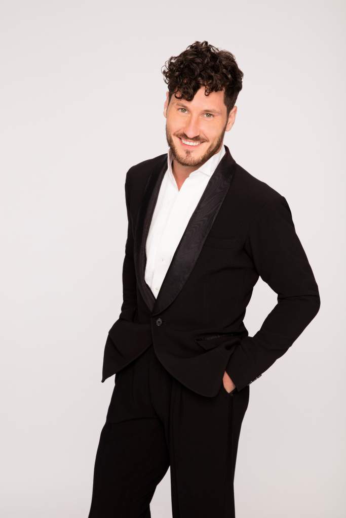 Val Chmerkovskiy Dancing With the Stars, Dancing With the Stars Season 23, Dancing With the Stars 2016 Pros, Dancing With the Stars Season 23 Pros, DWTS Season 23 Pros, Dancing With the Stars Judges 2016, Dancing With the Stars Hosts 2016