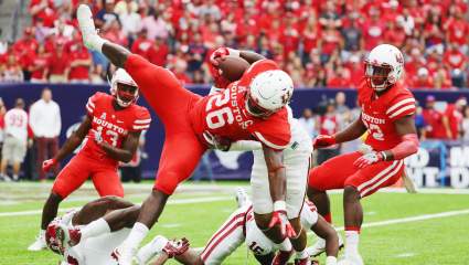 WATCH: Houston’s Touchdown Return on a Missed Field Goal