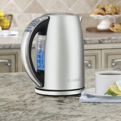 15 Best Electric Kettles: Your Easy Buying Guide (2022)