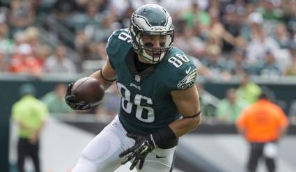 Zach Ertz, Carson Wentz Lead List of Eagles Top Fantasy Players
