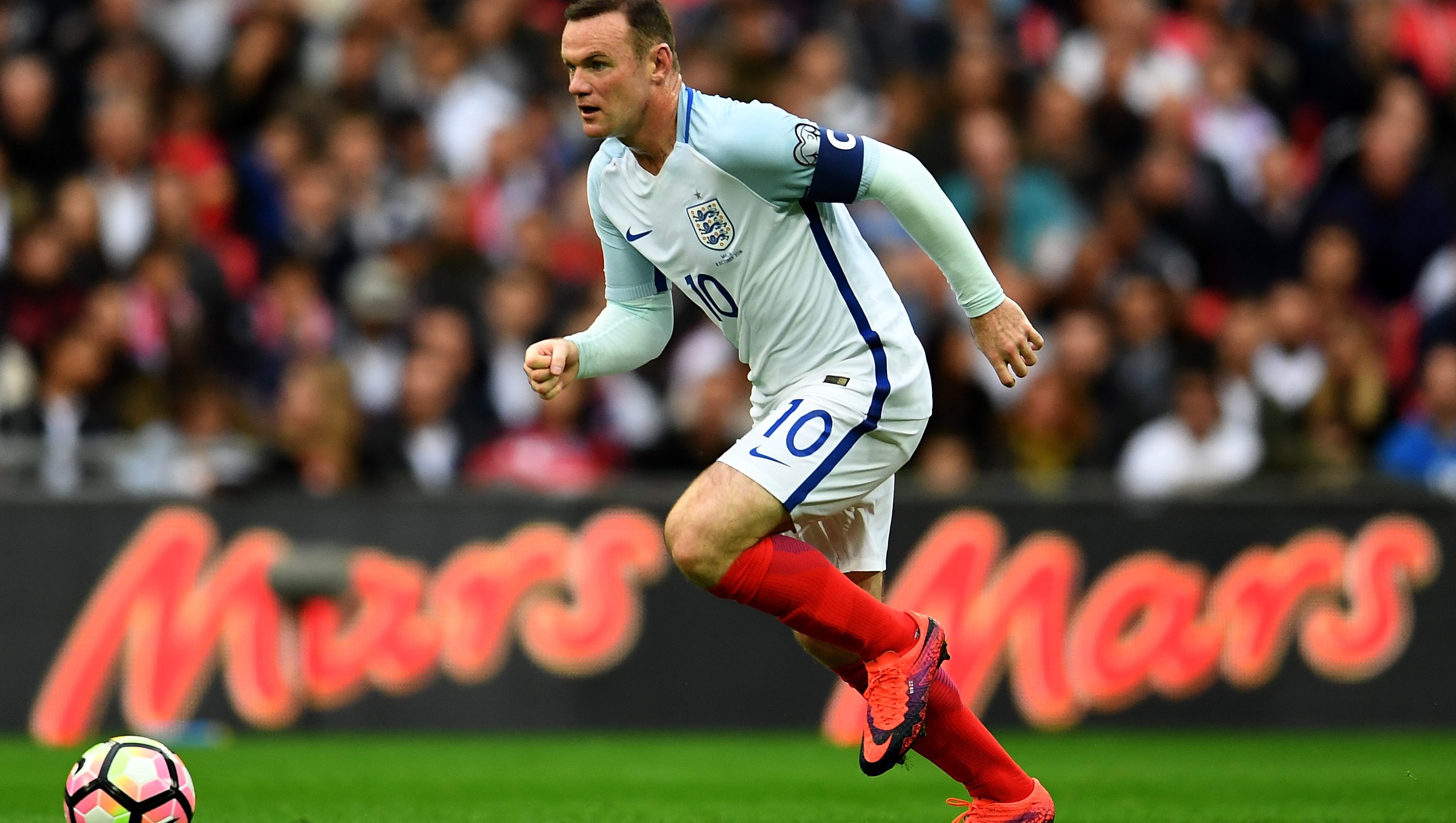 WATCH: Wayne Rooney’s 200th Goal Vs. Manchester City | Heavy.com