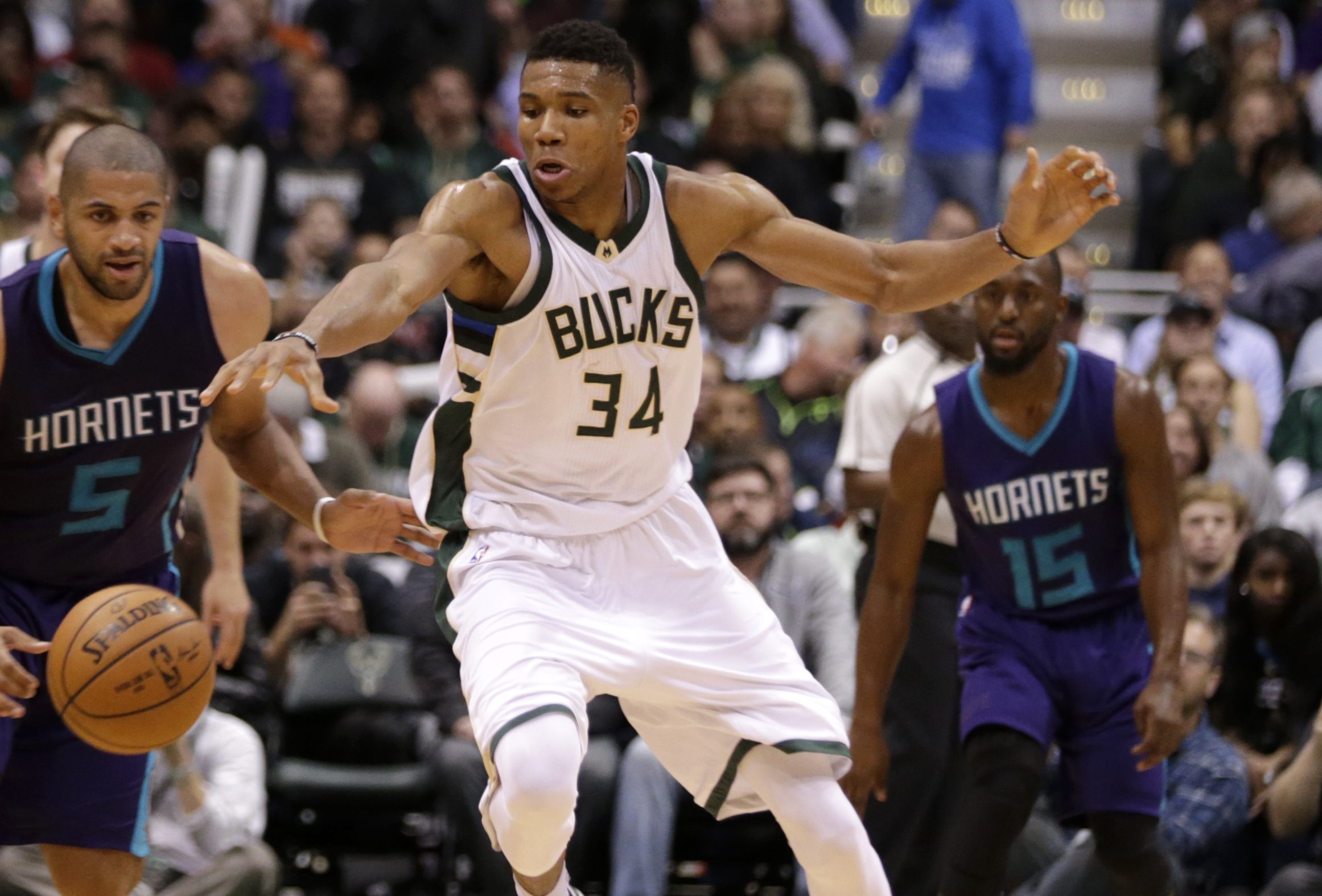 Bucks hornets clearance live stream