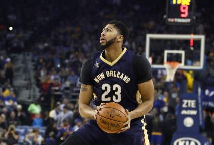 Pelicans vs. Hawks Live Stream: How to Watch Online