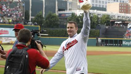 Jim Thome to Throw First Pitch Before World Series Game 7
