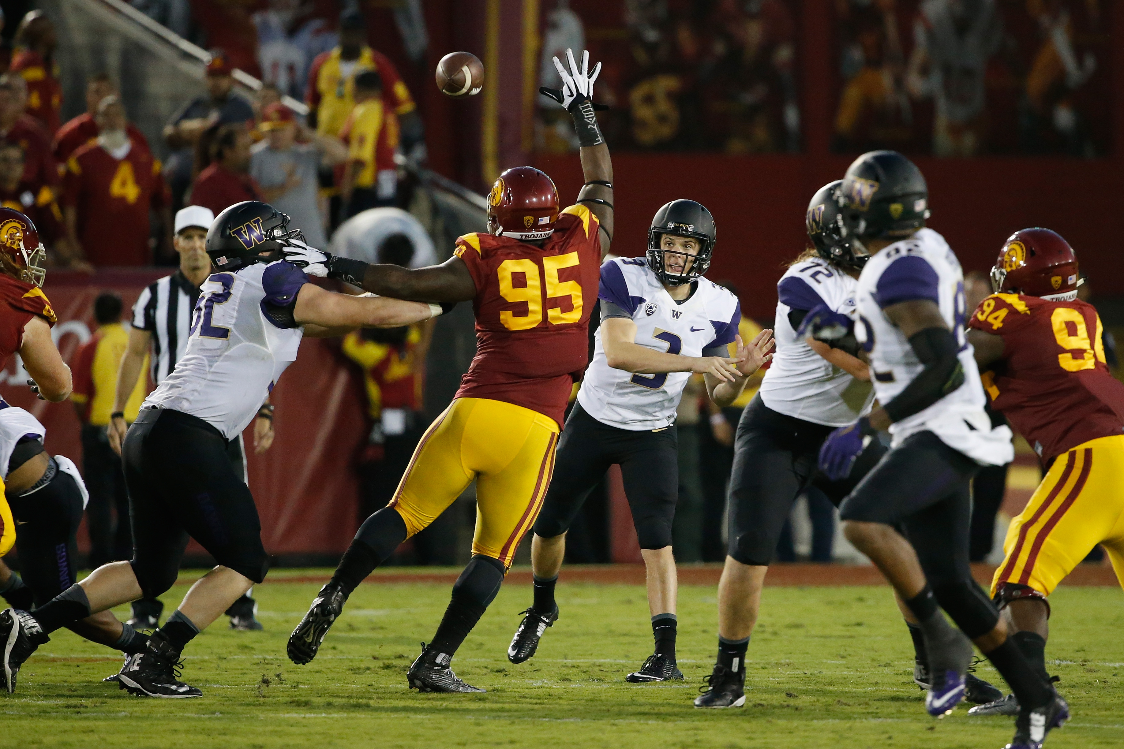 What Time & TV Channel Is USC-Washington Game On Today?