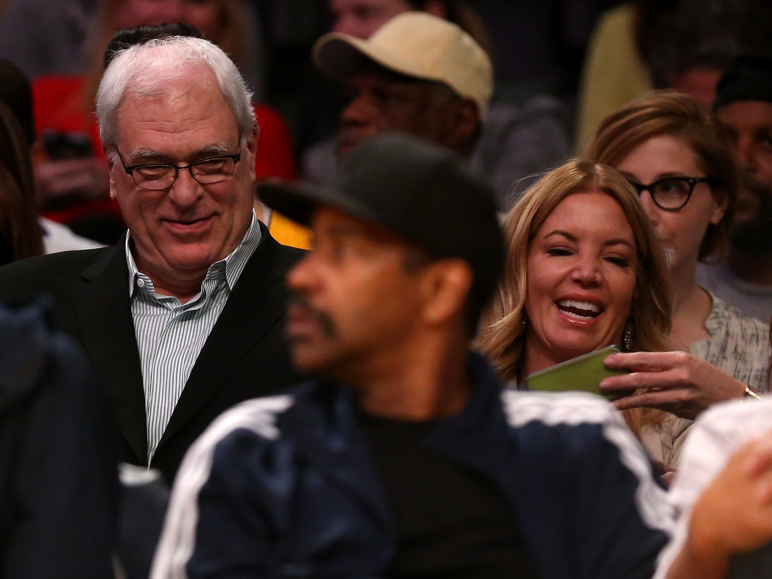 Knicks Phil Jackson Lakers Jeanie Buss Announce Breakup 6707