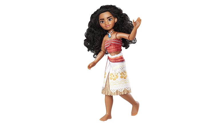 moana doll with necklace