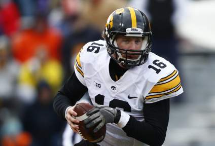Iowa vs. Florida: Point Spread, Total & Prediction for Outback Bowl