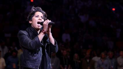 Vicci Martinez to Sing National Anthem Before Seahawks-Lions Game