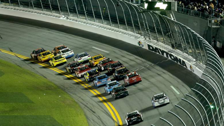 what time is the clash at daytona 2017, start, tv channel, live stream, drivers, starting positions, preview