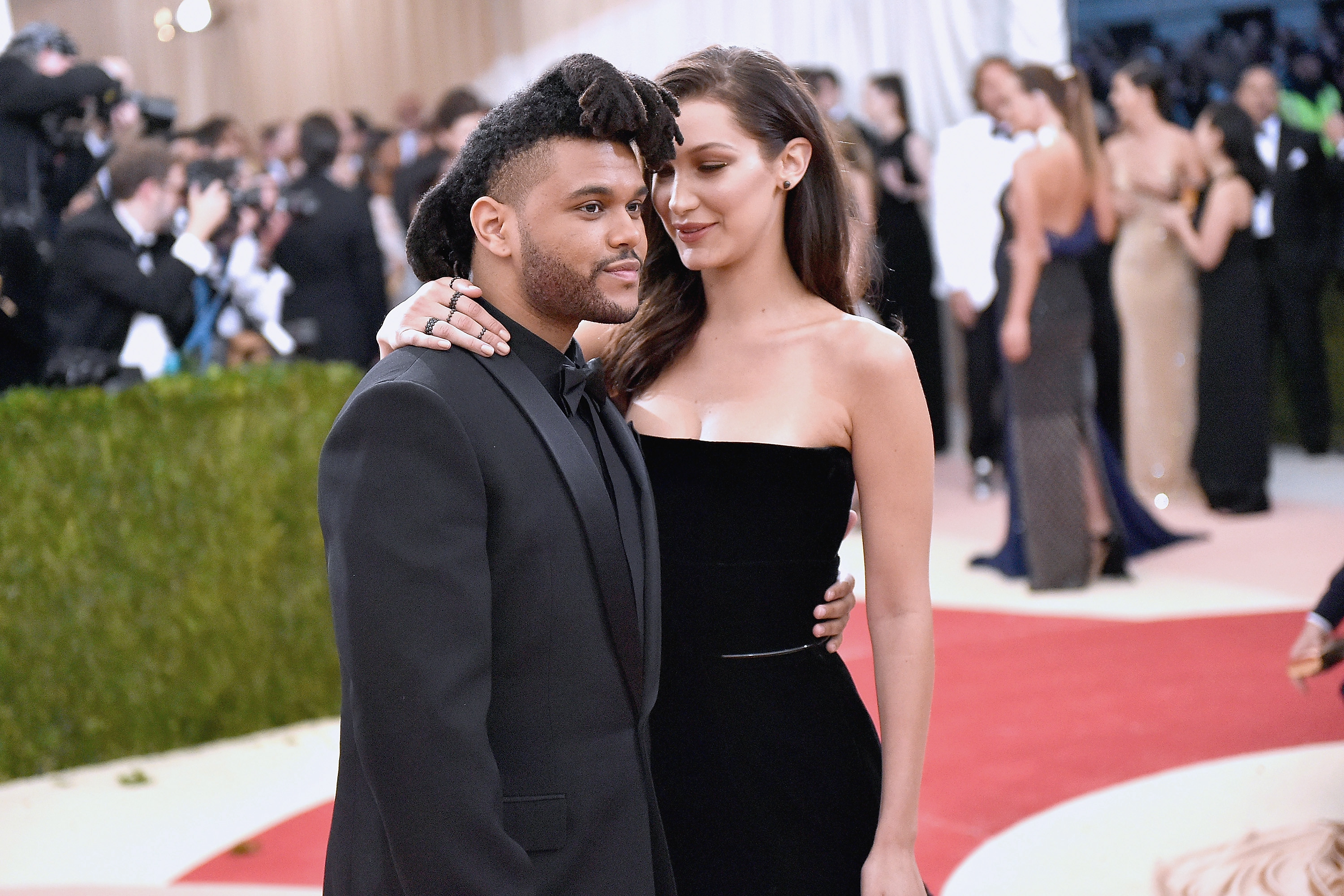 The Weeknd and Bella Hadid at Metropolitan Museum of Art on May 2, 2016. (Photo by Mike Coppola/Getty)