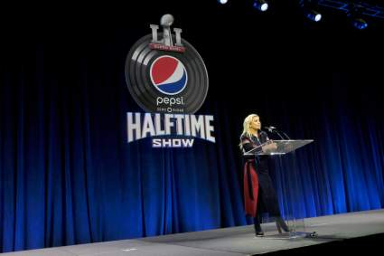 What Time Does Super Bowl 51 Halftime Show Start?