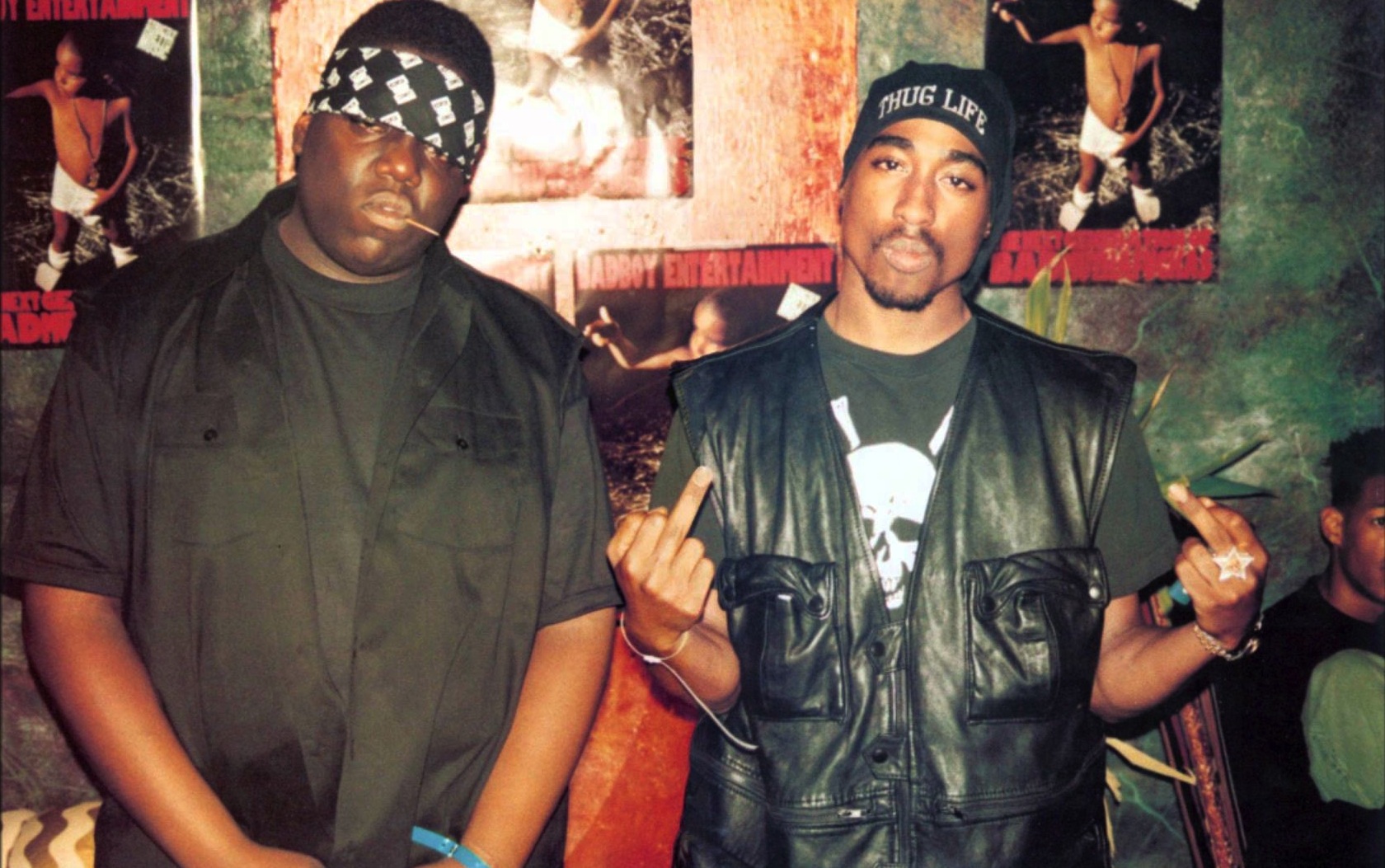 Biggie Smalls & 2Pac: 5 Fast Facts You Need To Know