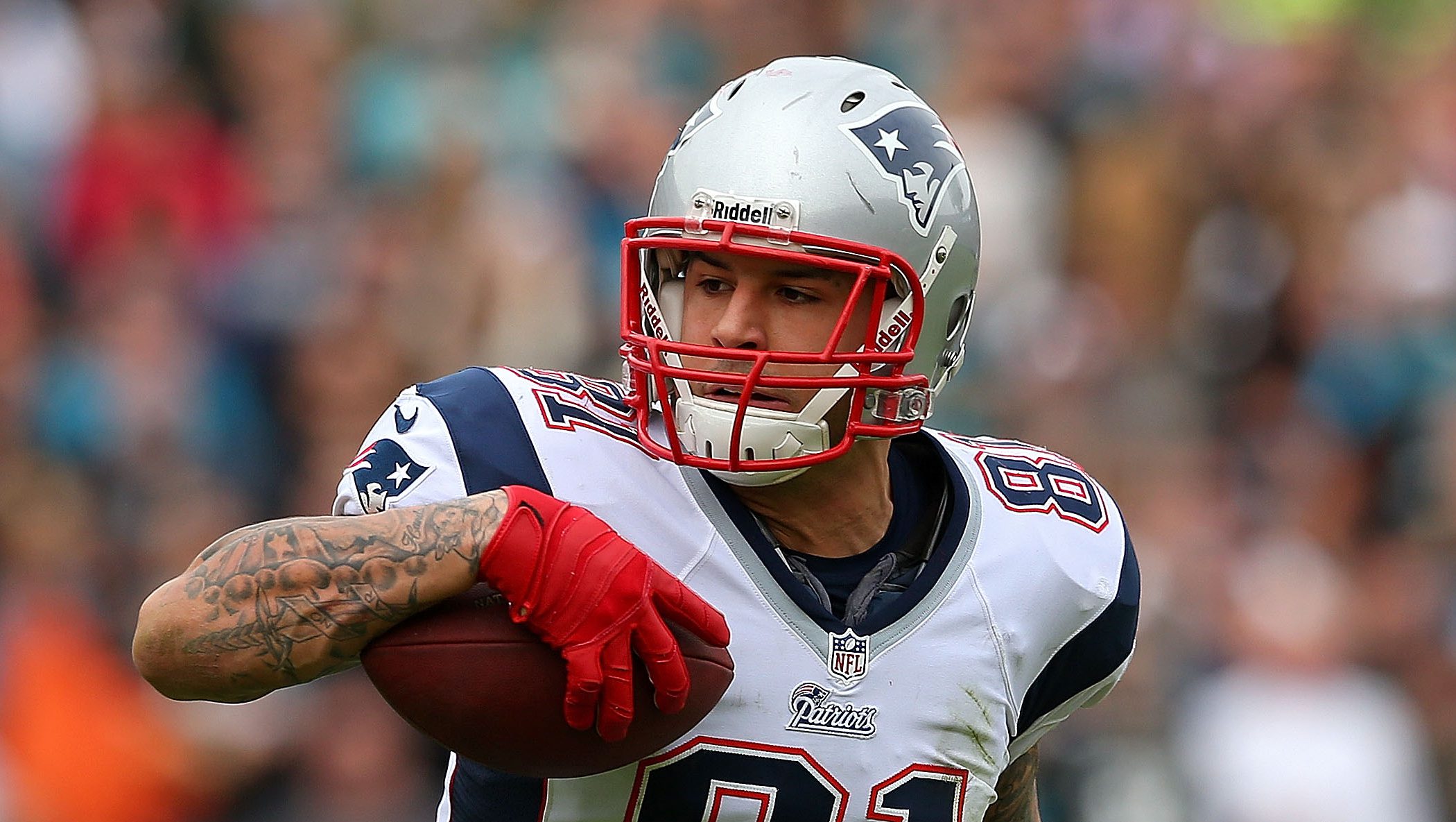 Aaron Hernandez's Family: 5 Fast Facts You Need to Know