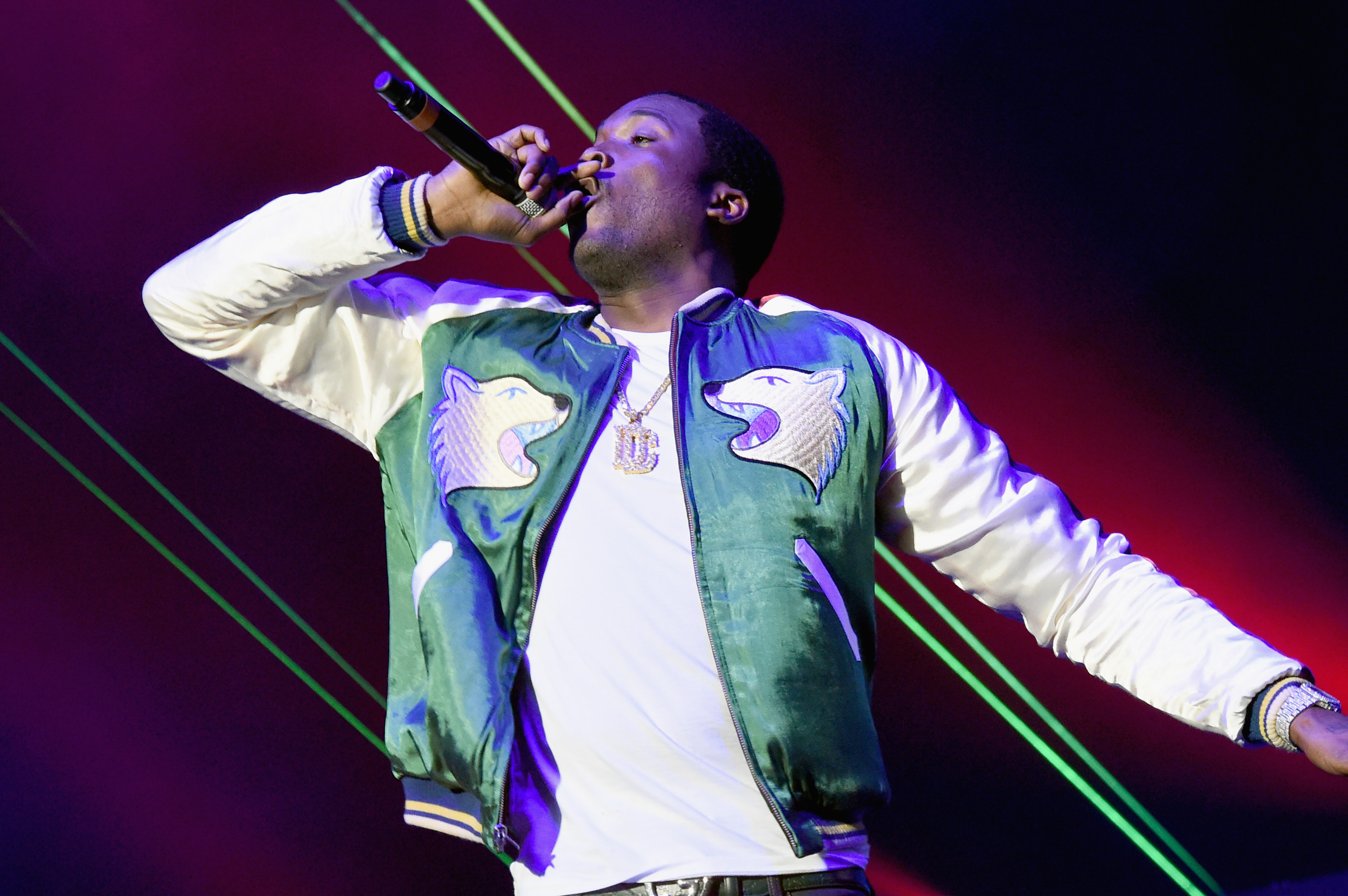 meek mill dreamchasers 4 release date