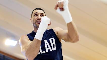 WATCH: Anthony Joshua & Wladimir Klitschko Open Workouts Live Stream