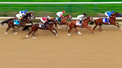 Kentucky Oaks 2017 Live Stream: How to Watch Without Cable