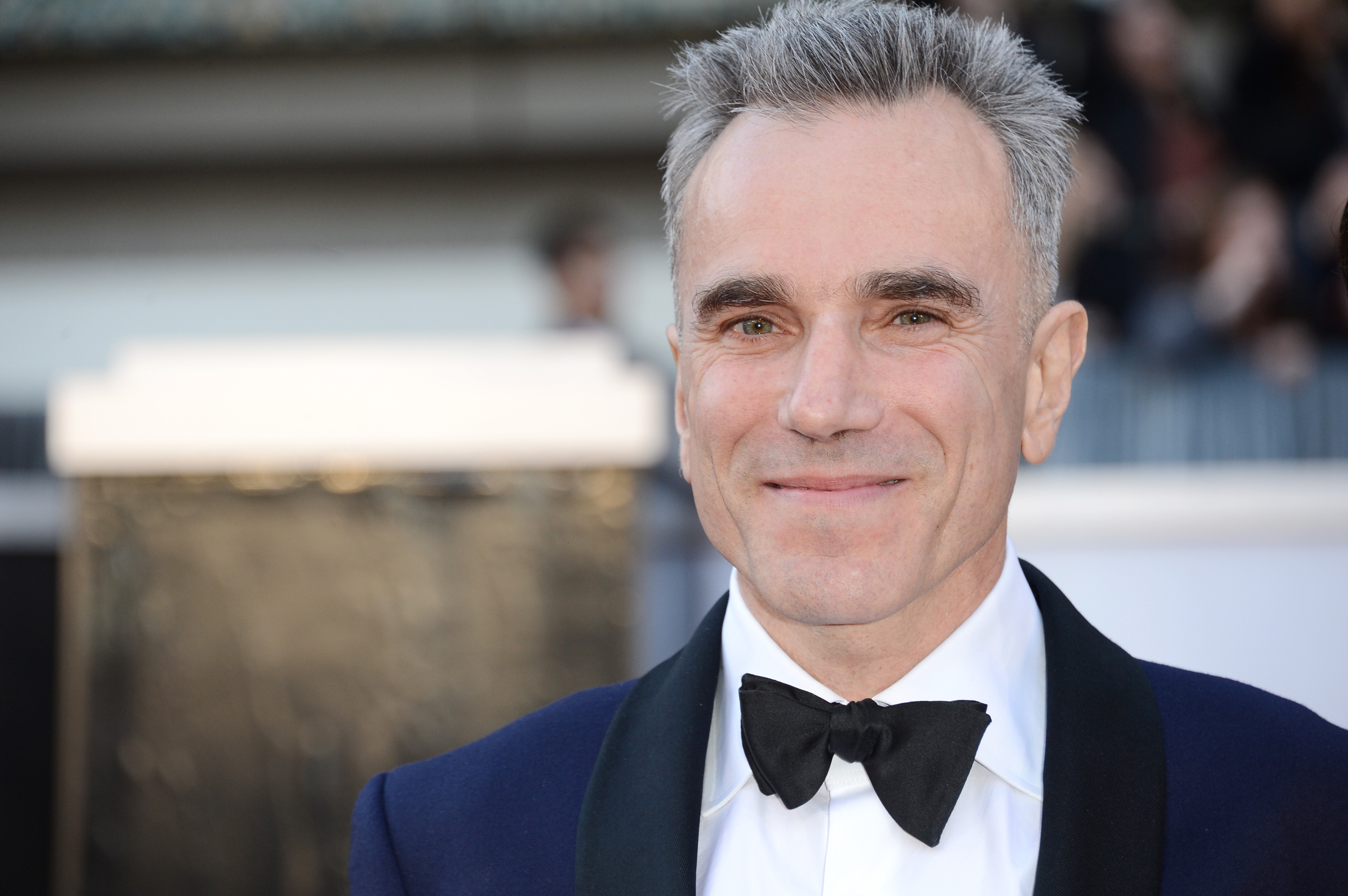 Daniel DayLewis' Net Worth 5 Fast Facts You Need to Know