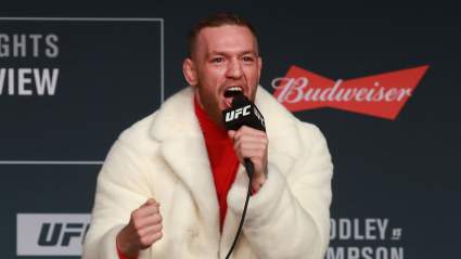 Mayweather vs. McGregor: Odds & Moneyline for Superfight