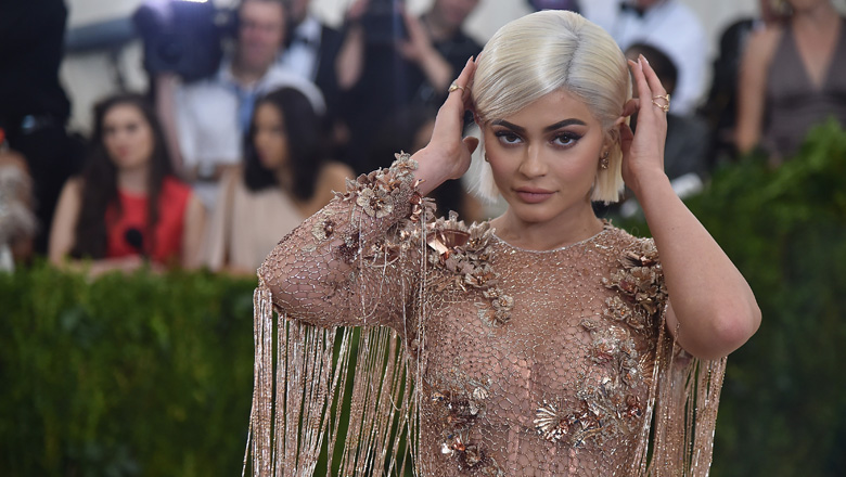 Kylie Jenner Hacked Twitter User Chikri98 Claims To Have Her ‘nudes’