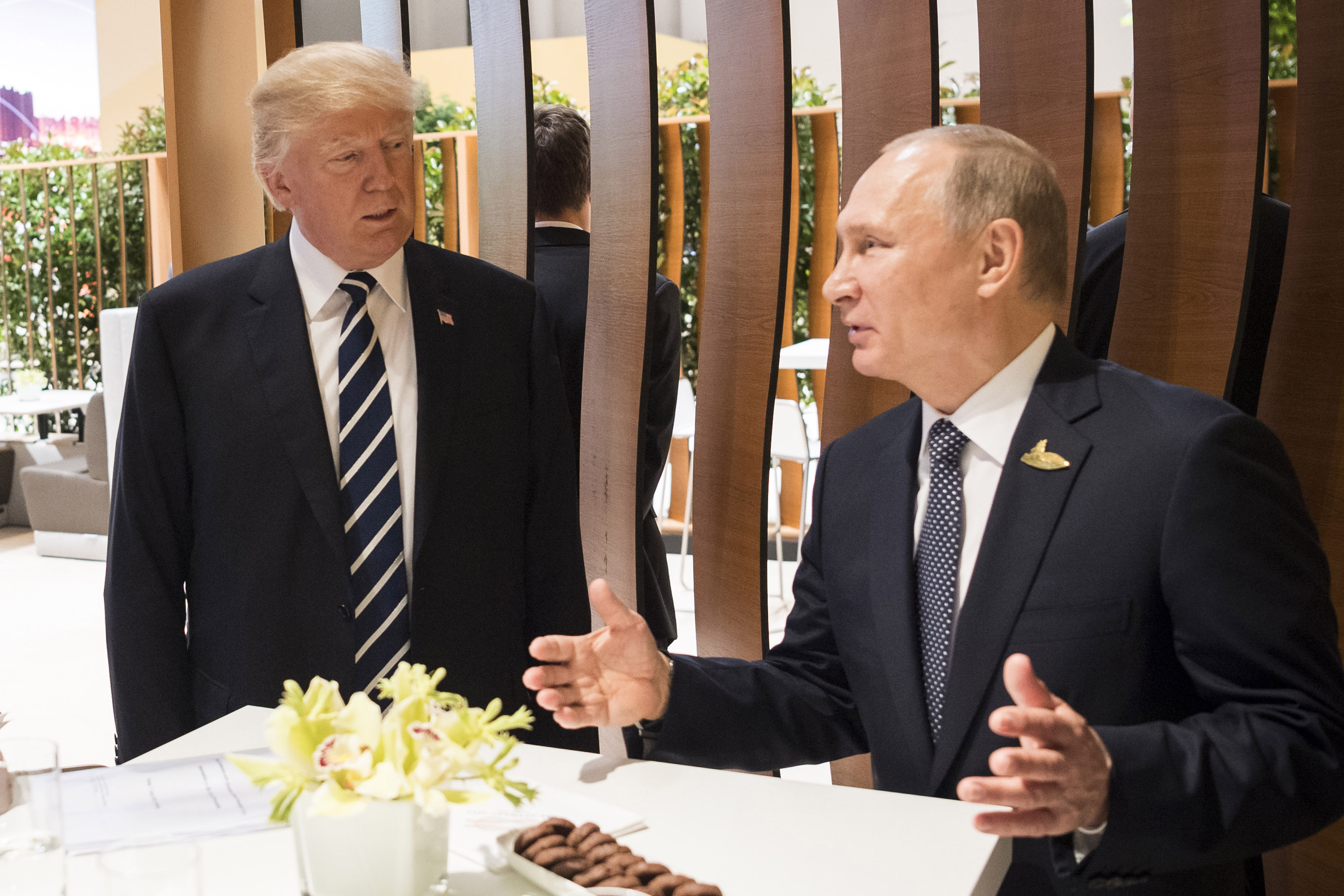 Photos Trump And Putin Handshake Meeting In Hamburg At G20