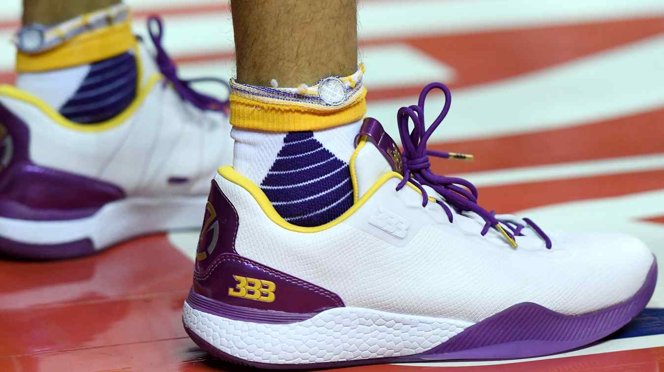 Lonzo Ball Shoes: What Shoe Is Ball Wearing Tonight? | Heavy.com