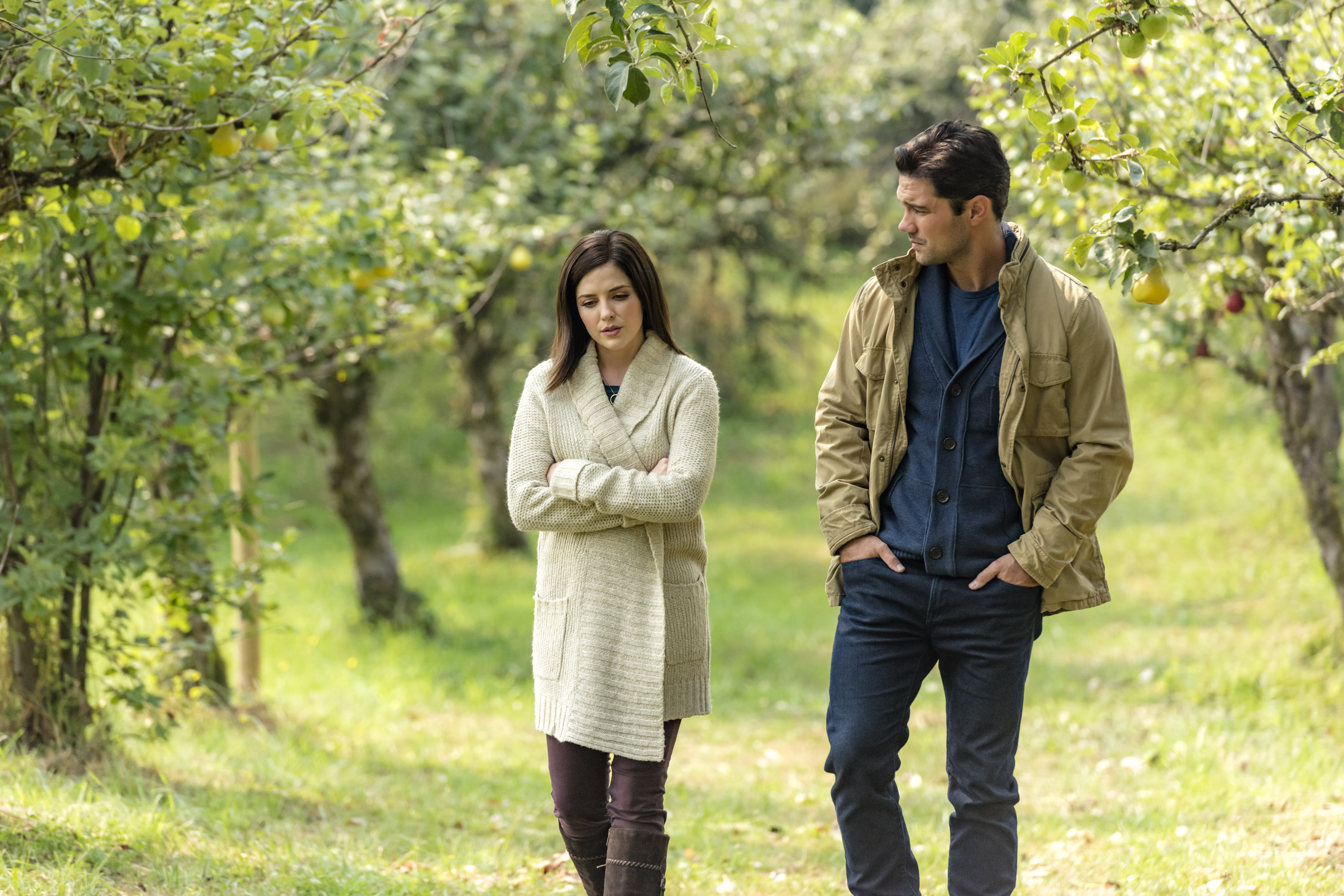 Harvest Love Time, Photos & Cast of Hallmark Movie