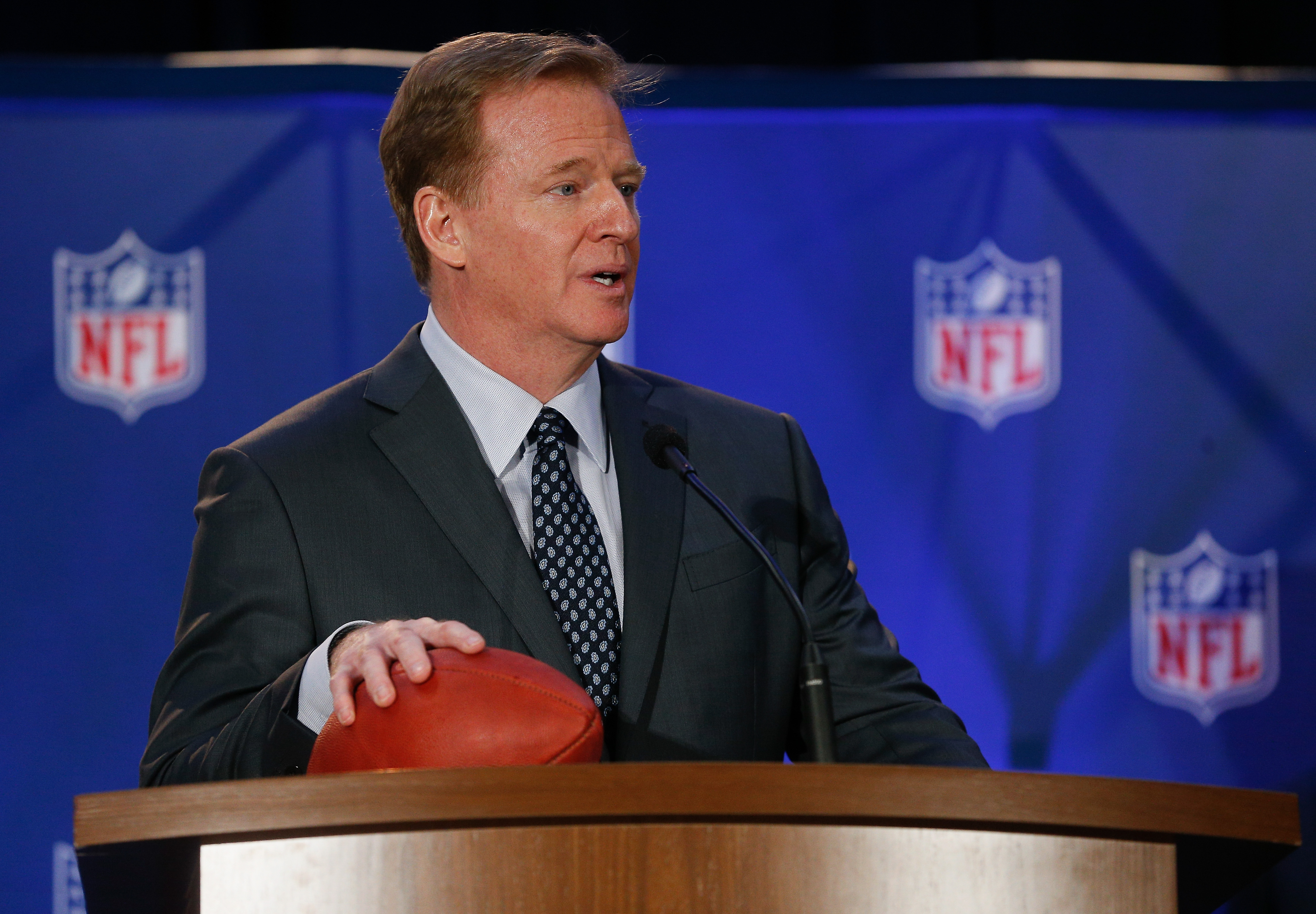 Roger Goodell’s Net Worth 5 Fast Facts You Need to Know