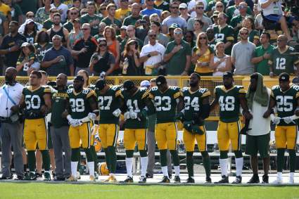 Late Teams Protest Trump: Seahawks, Titans Stay in Locker Rooms For National Anthem