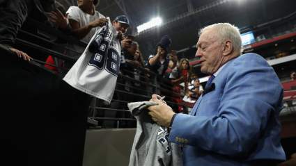Jerry Jones’ Political Positions: 5 Fast Facts You Need to Know