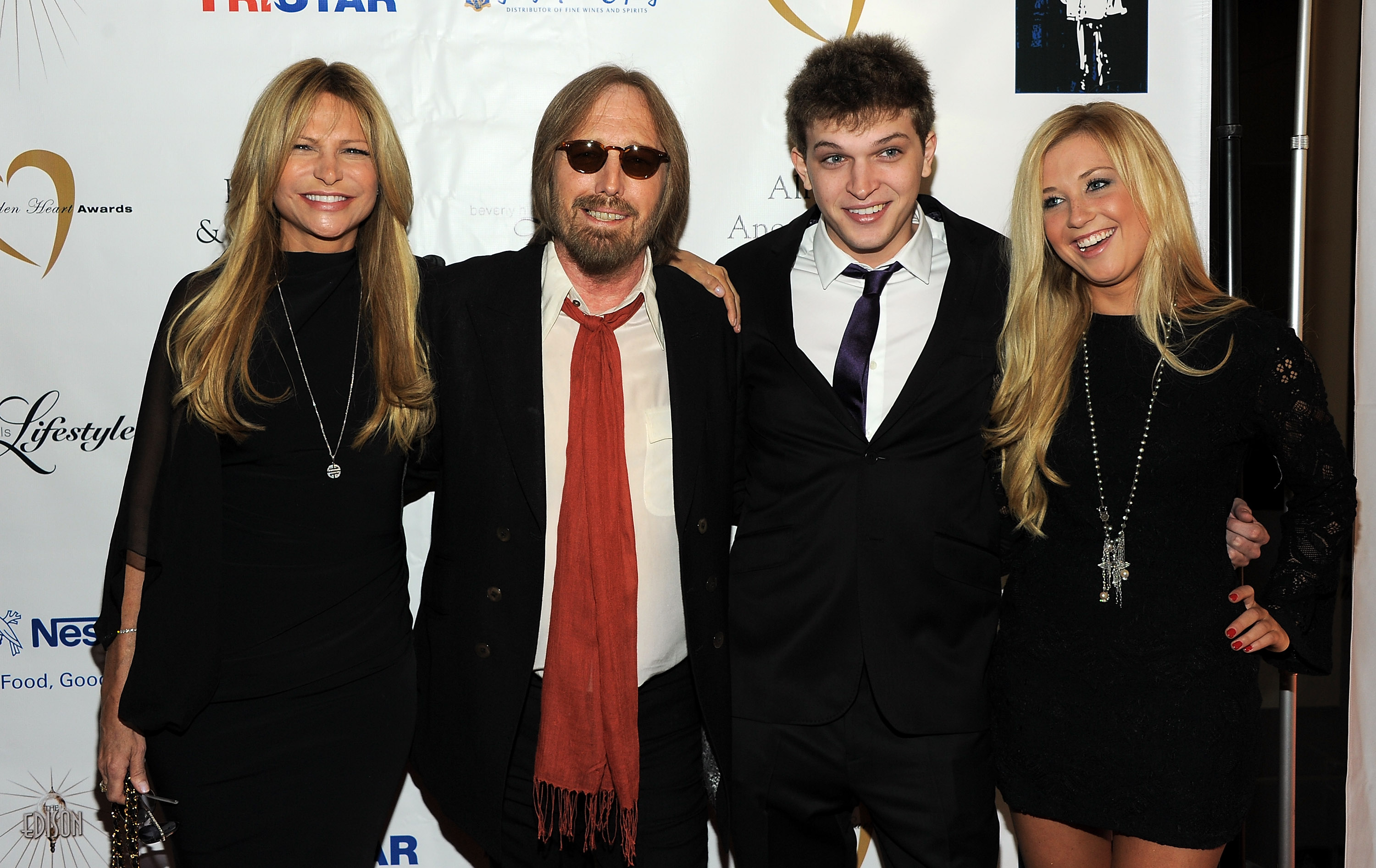 Dana York, Tom Petty’s Wife 5 Facts You Need to Know