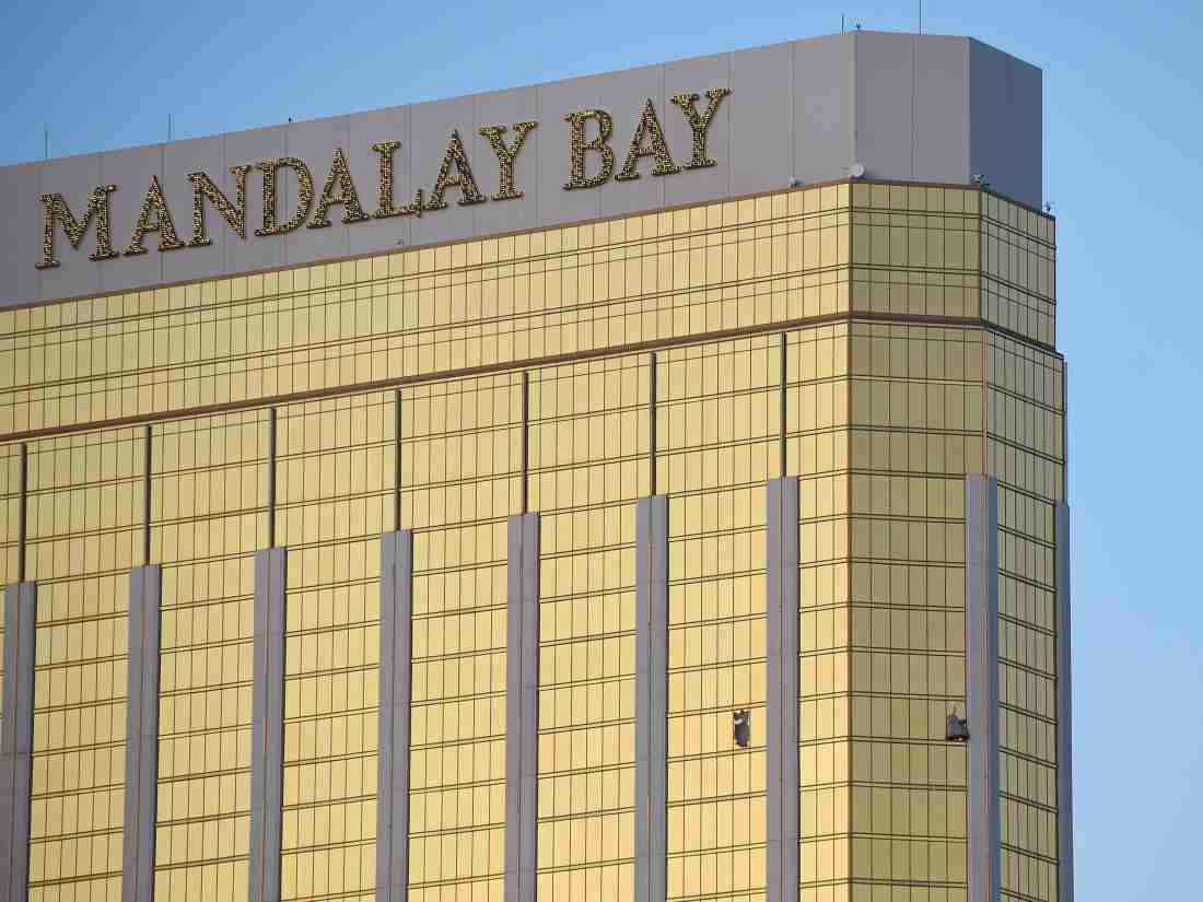 PHOTOS: Stephen Paddock Las Vegas Hotel Room | Heavy.com