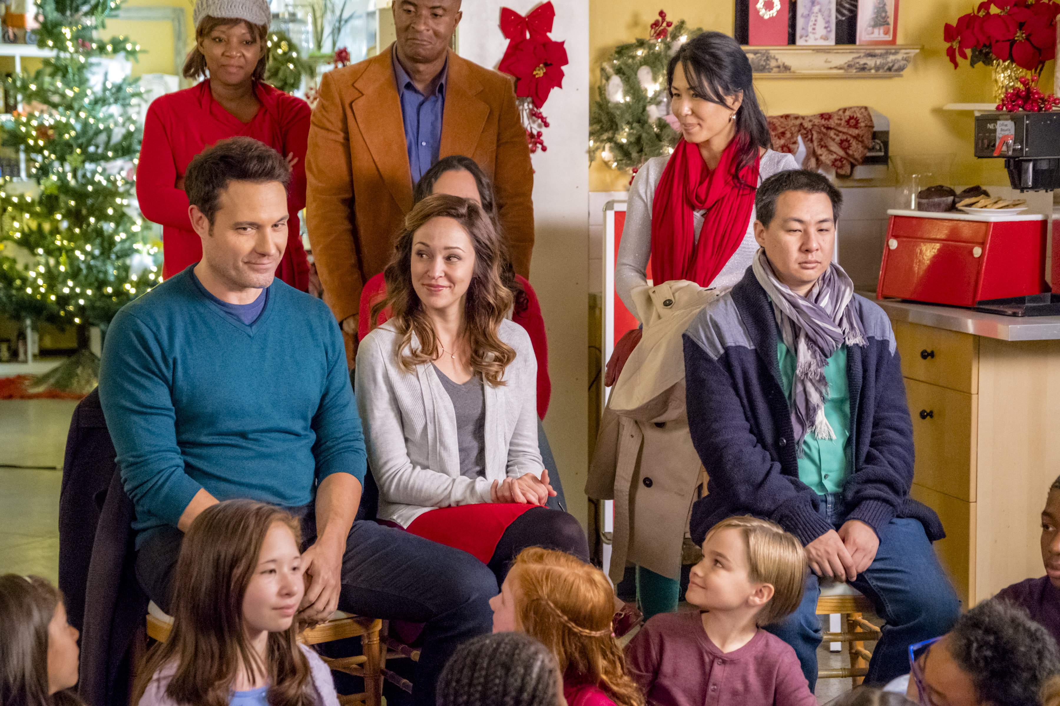 Hallmark’s A Bramble House Christmas: Time, Cast, Photos | Heavy.com