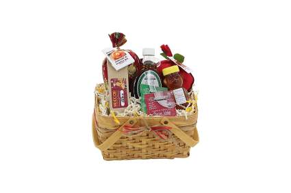Christmas gift basket, christmas baskets, holiday gift baskets, christmas basket ideas, food gift baskets, breakfast gift baskets
