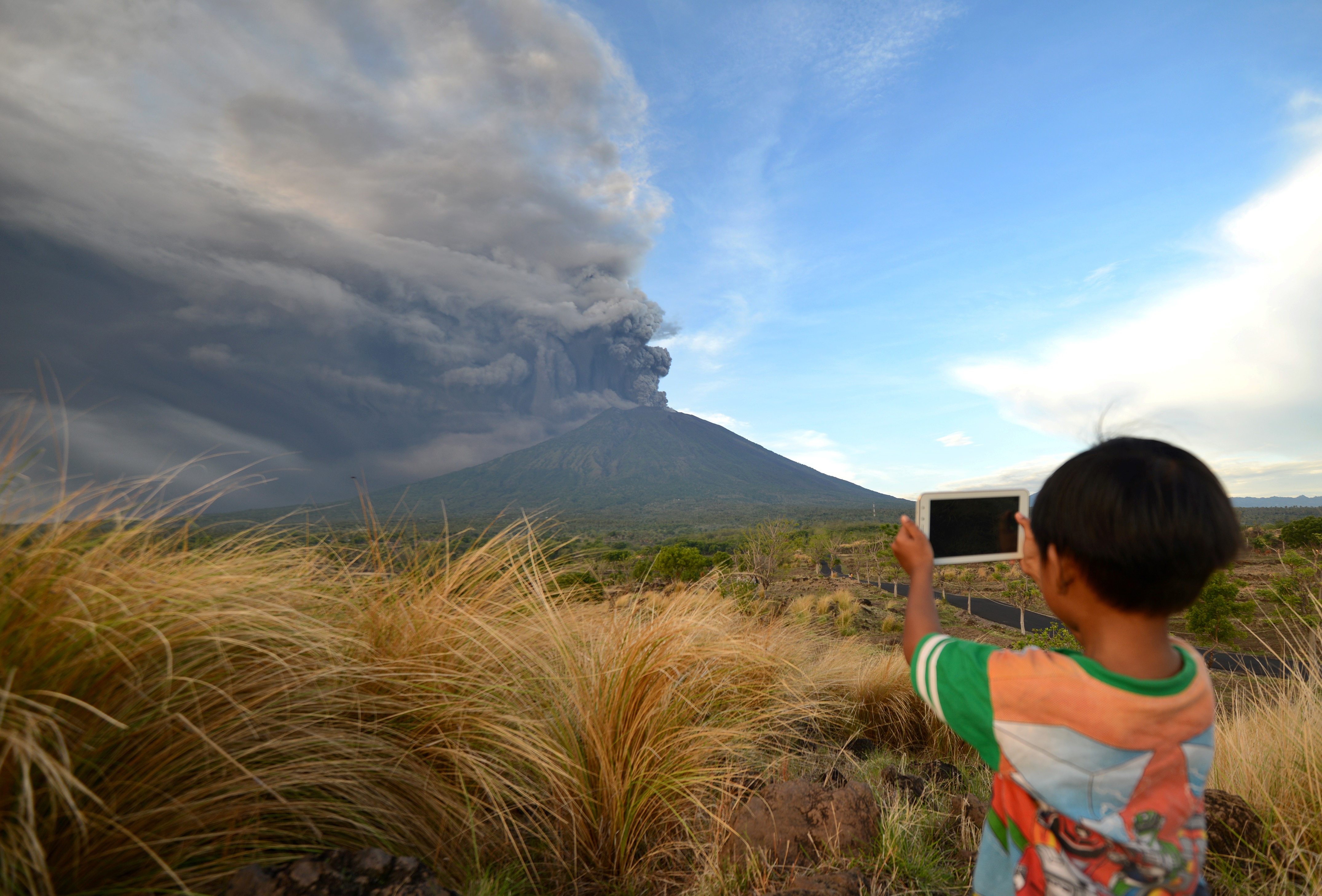 Bali Volcano Eruption Photos & Videos From the Scene