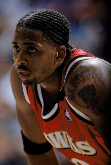 Lorenzen Wright's murder remains a mystery in Memphis - Sports Illustrated