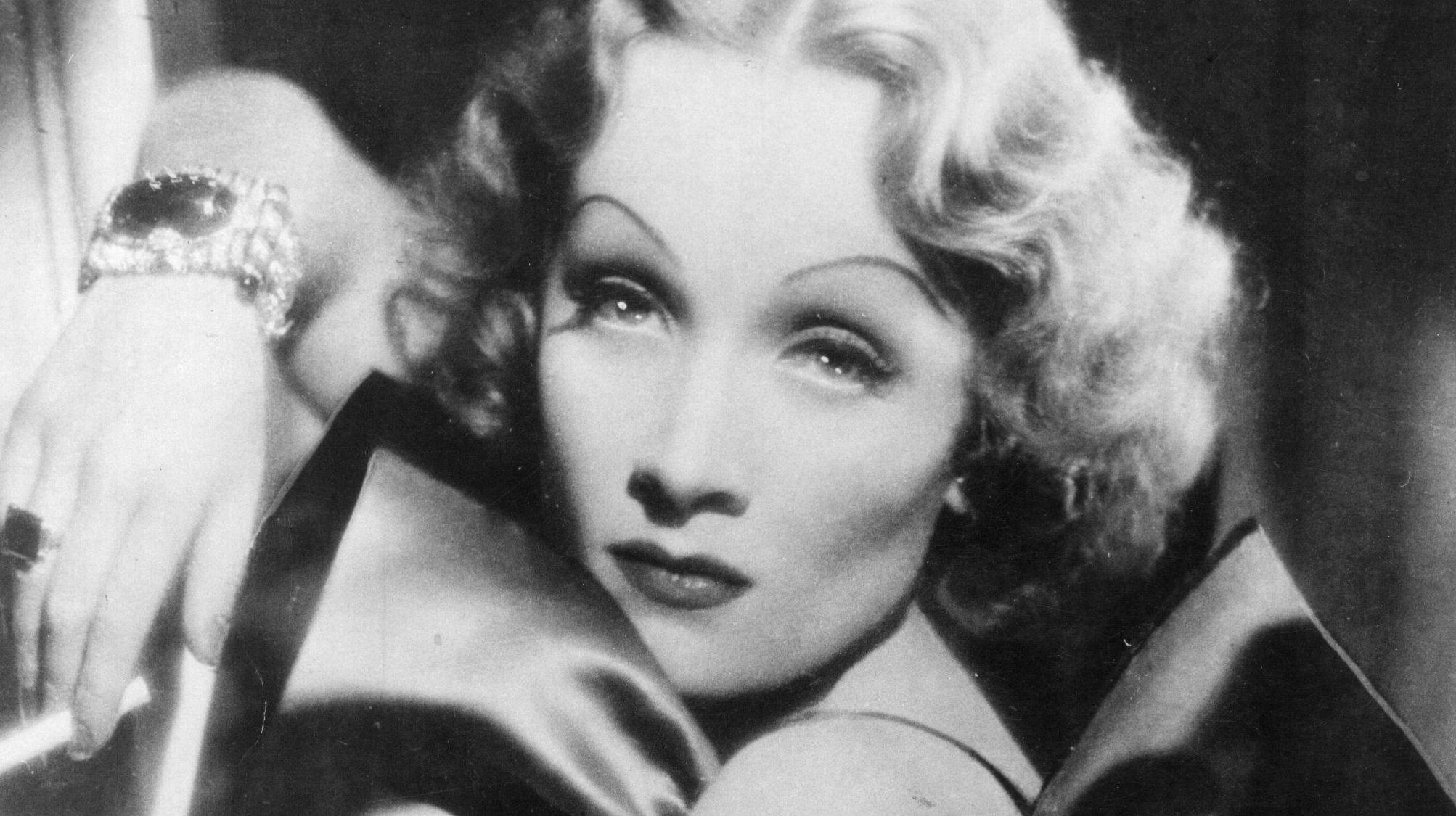 Marlene Dietrich: 5 Fast Facts You Need to Know – Heavy.com
