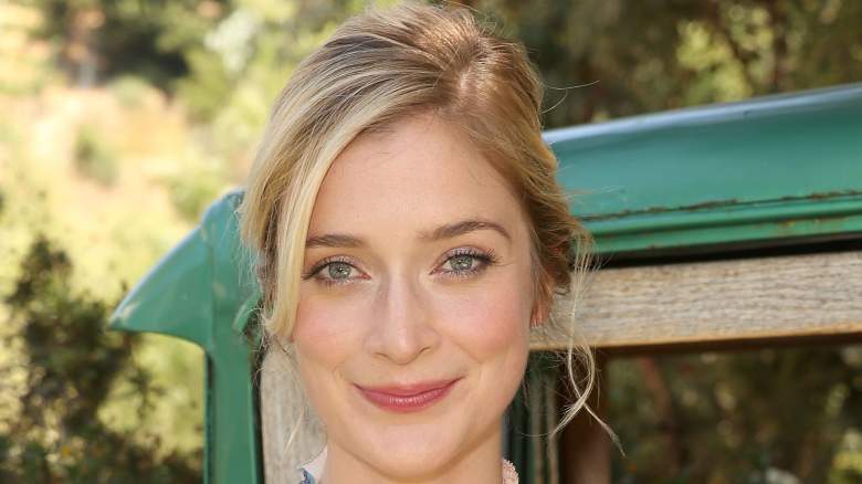 Caitlin Fitzgerald as Serena on 'Unreal', Who is Caitlin FitzGerald, Who is the bachelroette on Unreal season 3