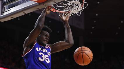 West Virginia vs Kansas Live Stream: How to Watch Without Cable
