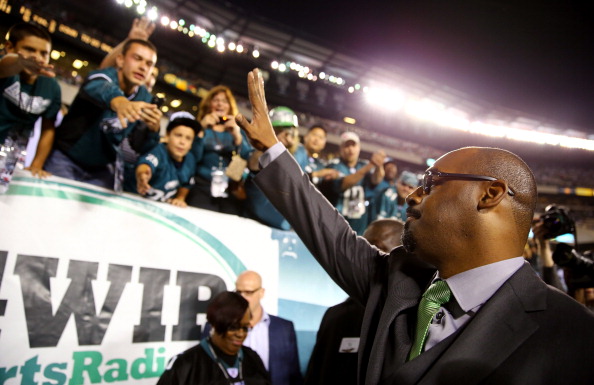 Donovan McNabb to officially retire as a member of the Eagles - Los Angeles  Times