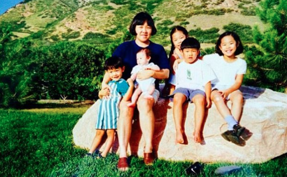 Nathan Chen family, Nathan Chen mom