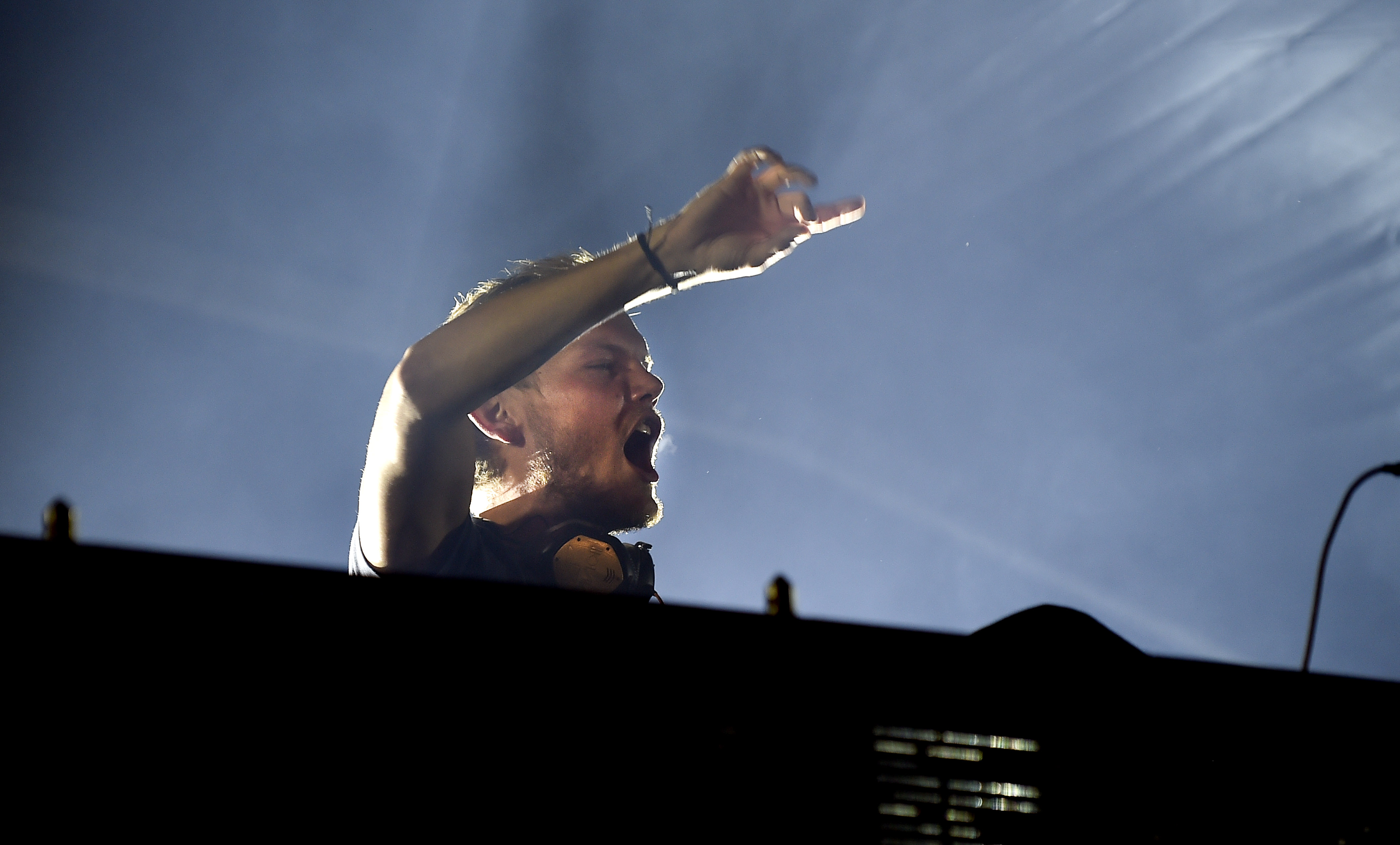 Avicii’s Net Worth 5 Fast Facts You Need to Know